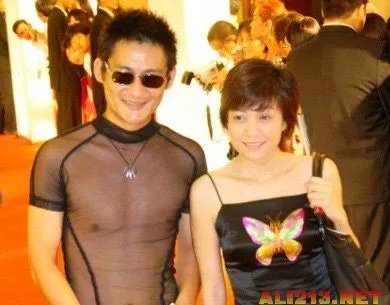 景岗山马葭或已离婚 盘点那些黯然分手的明星