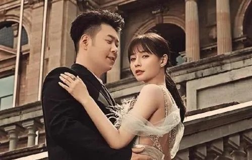 汪涵在节目中透露沈梦辰杜海涛正在筹备婚礼，是不是真的？