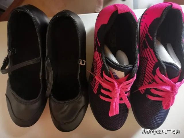 有适合妈妈穿着跳广场舞不掉跟的鞋吗?