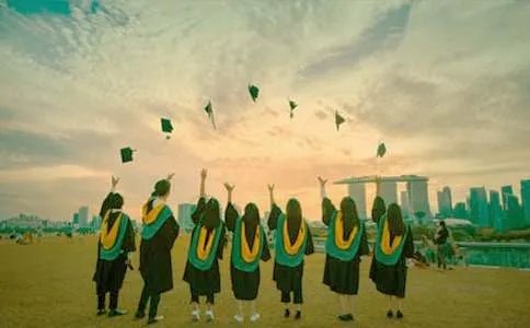 大学毕业生自我鉴定