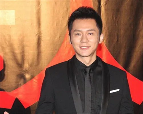 李晨石头门的影响大吗？ 第7块疑似在绯闻女友手中