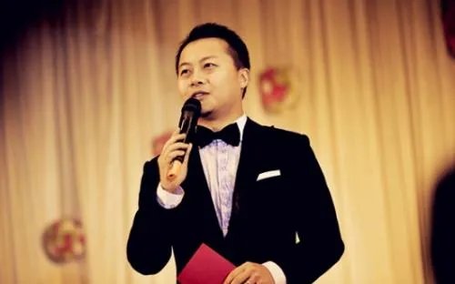 杭州婚礼司仪选择几个合适 可以请相声演员吗