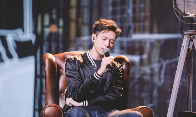 2020各大卫视夸年直播演唱会，可是很多明星都在，是直播吗？