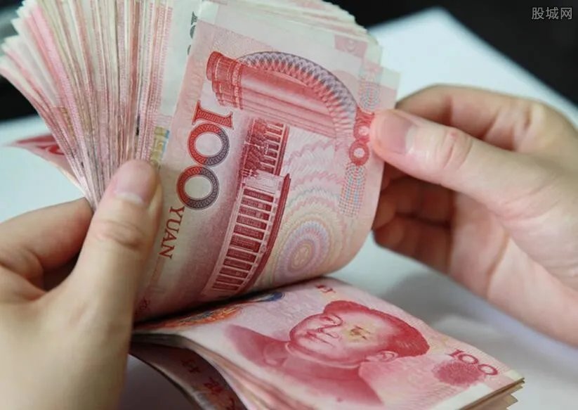 闲聊怎么提现不了 客服说三天才到账是真的吗