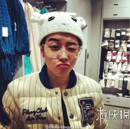 中国90后最帅女孩邢雅晨走红 帅过吴彦祖秒杀吴亦凡