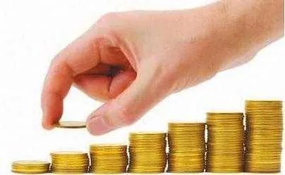 各个卫视的主持人的收入一般是多少?