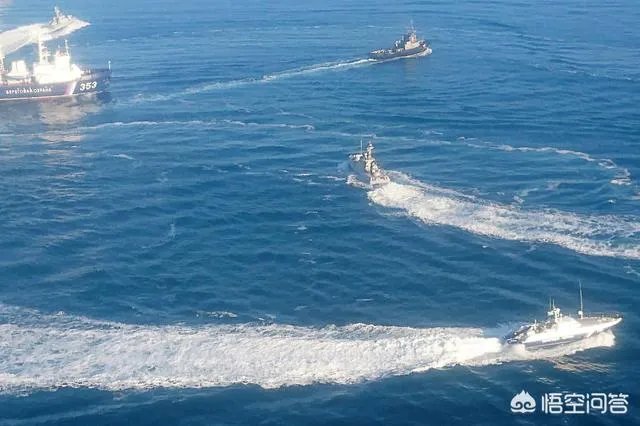 俄罗斯为什么不痛痛快快地释放被扣押的乌克兰三艘舰艇,在等什么信号?