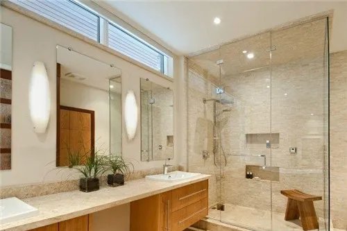 卫生间隔断价格贵吗  卫生间哪种隔断比较好