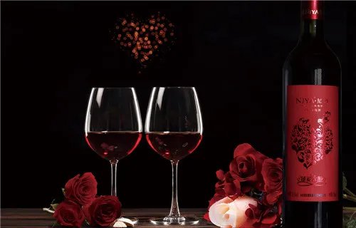 婚宴红酒一般什么价位 婚宴喝什么红酒好