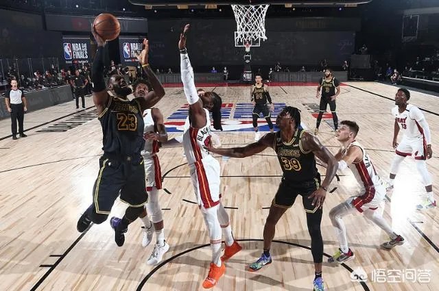 詹姆斯40分无力救主，乔丹后首人！赛后仍力挺队友，如何评价？