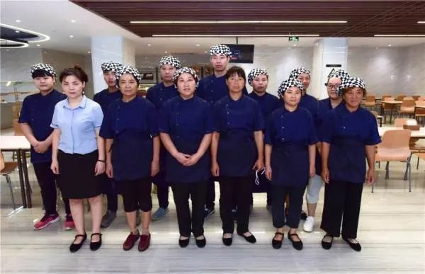 餐厅用末尾淘汰制，对末位员工有何影响？