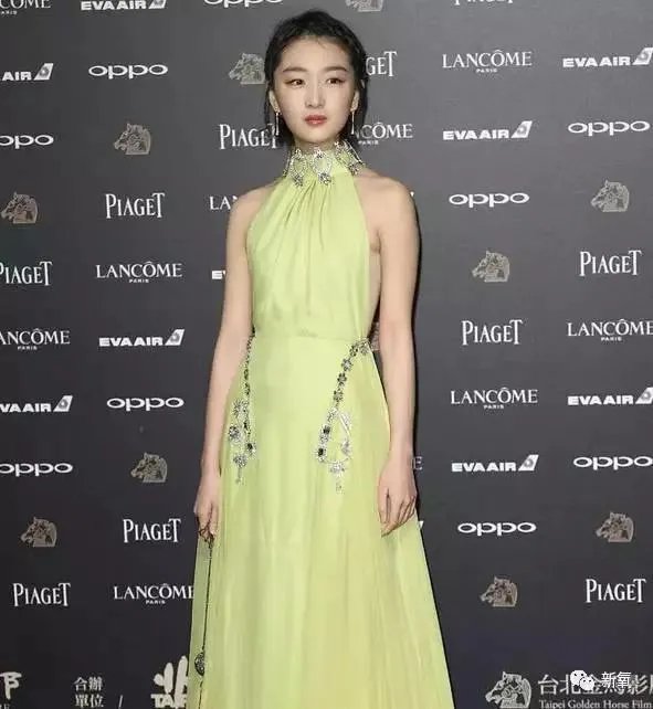 2017金马奖颁奖典礼上，谁的礼服更耀眼？