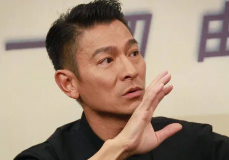 刘德华和朱丽倩结婚，为何不能说出去？原因竟是这样，是什么原因？