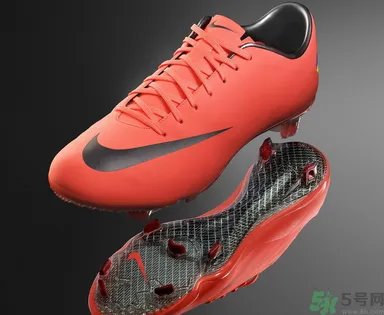 耐克鞋子可以水洗吗?耐克运动鞋可以水洗吗?