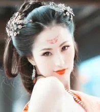 曝周杰伦曾追港星是谁?