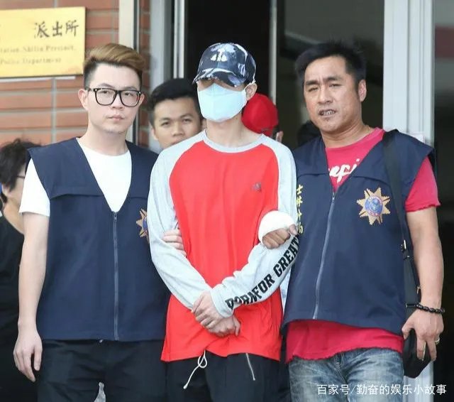 林采缇穿浴袍约会已婚富商，现在怎么样了？