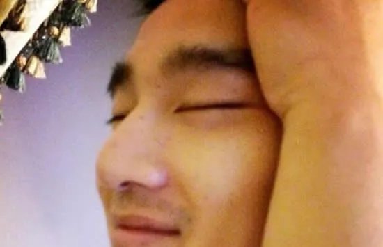 林更新在线收赵又廷丑照 网友的评论画风变了