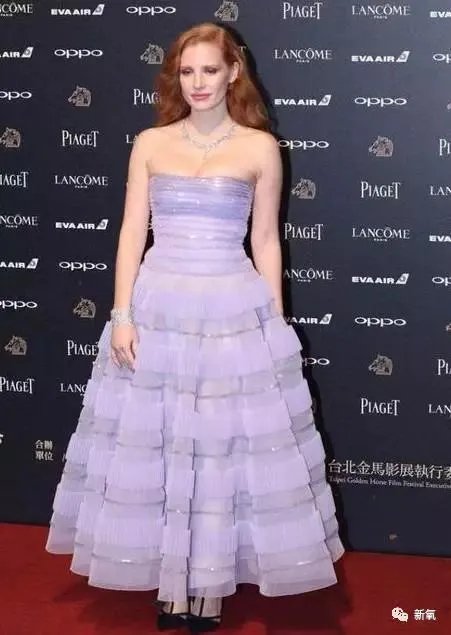 2017金马奖颁奖典礼上，谁的礼服更耀眼？