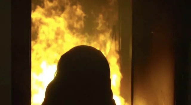 如何评价《不完美的她》的主题和表达的寓意？