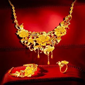 很多品牌的黄金饰品设计都非常土气,国内哪个品牌的黄金饰品设计最脱俗?