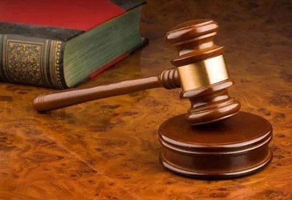 90后女子勒索情人3000万分手费，法院判了！这件事给予我们哪些警示？