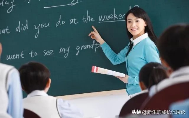 作为家长你需要教师直播讲课，还是教师放点名师讲课视频就行了？