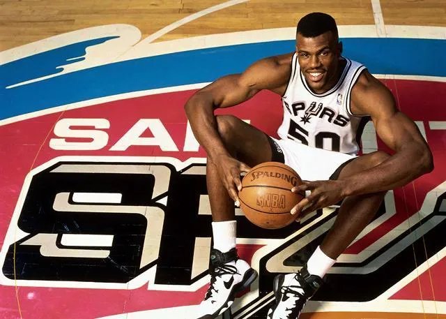 大卫罗宾逊为什么叫海上将军