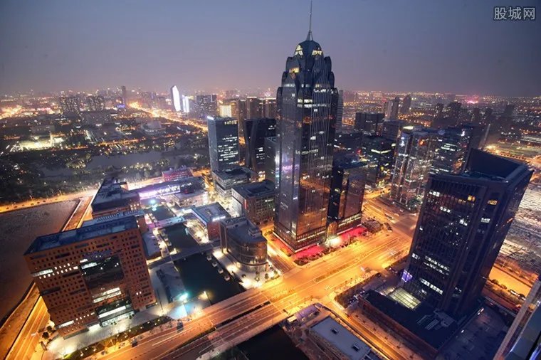 成都将建第一高楼 将超越上海中心大厦成为世界第二高