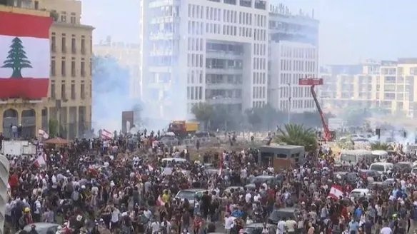 黎巴嫩首都发生大规模示威活动  黎巴嫩大规模示威
