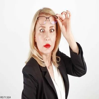 眼睛近视1000度怎么办