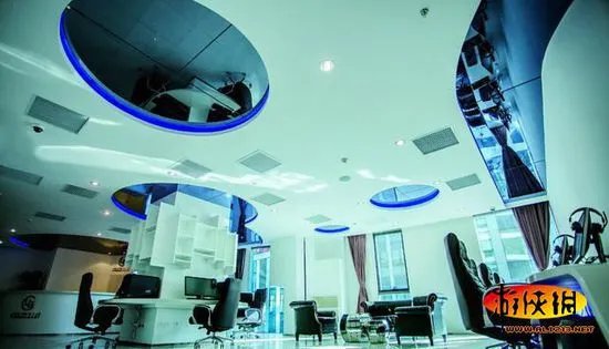 北京最土豪网吧：进门费5000元 每小时69元