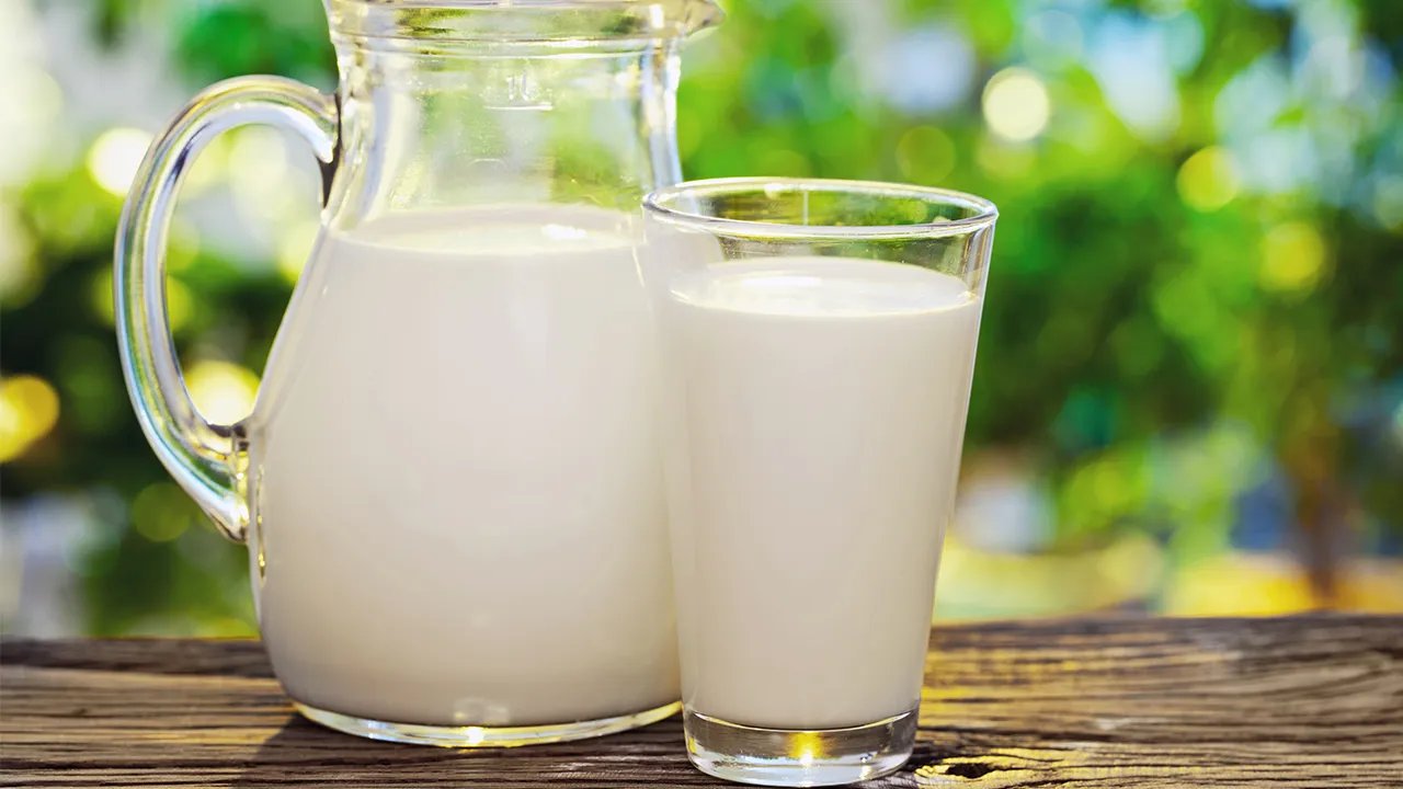 用牛奶洗脸的有效方法