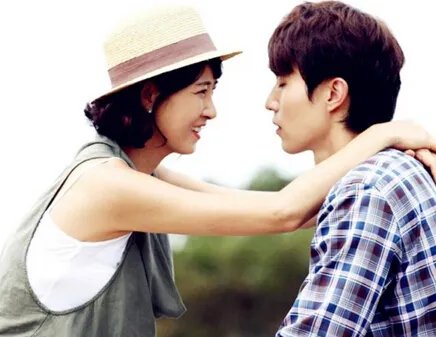 女人的香气收视率节节攀升 小职员和高富帅的浪漫爱情