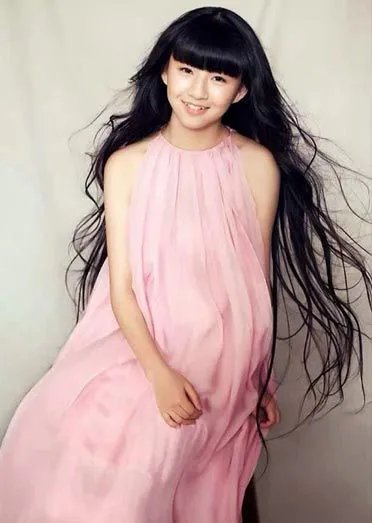 杨丽萍侄女简介流出 小彩旗老少恋曝光