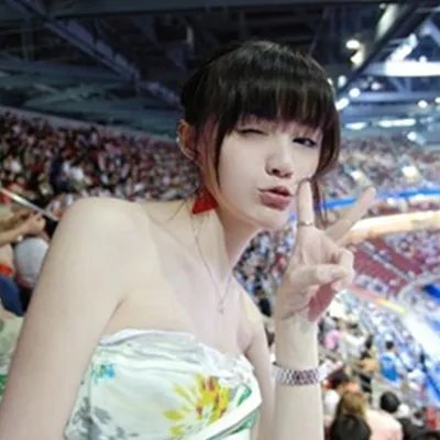 任斯璐老公吴瀚背景庞大 “星二代”身份鲜为人知