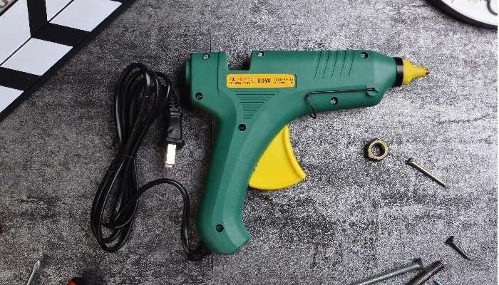 热熔胶的用途 热熔胶主要用在哪方面