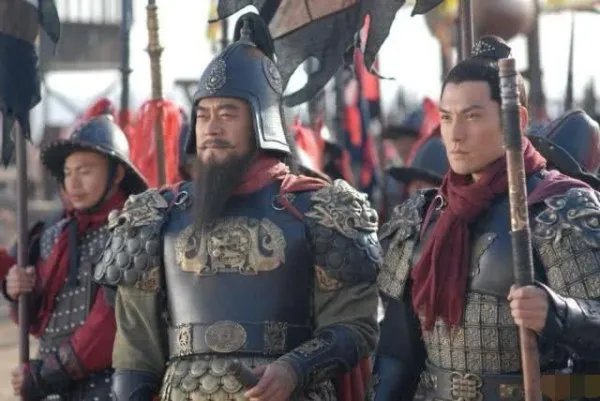 将梁山108将按武功排名，前五名分别是谁？