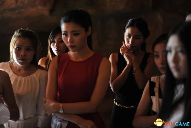 合肥“胸模大赛”进行至半决赛 比赛现场照片公布