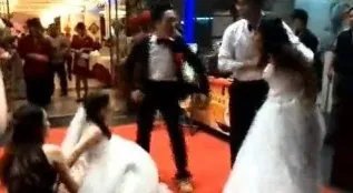 相隔千里的俩男子为何会娶了同一新娘?