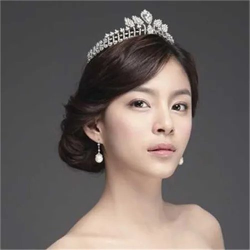 韩式新娘盘发步骤图解 2017韩式新娘发型解析