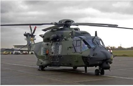 德直升机先后停飞的具体原因？