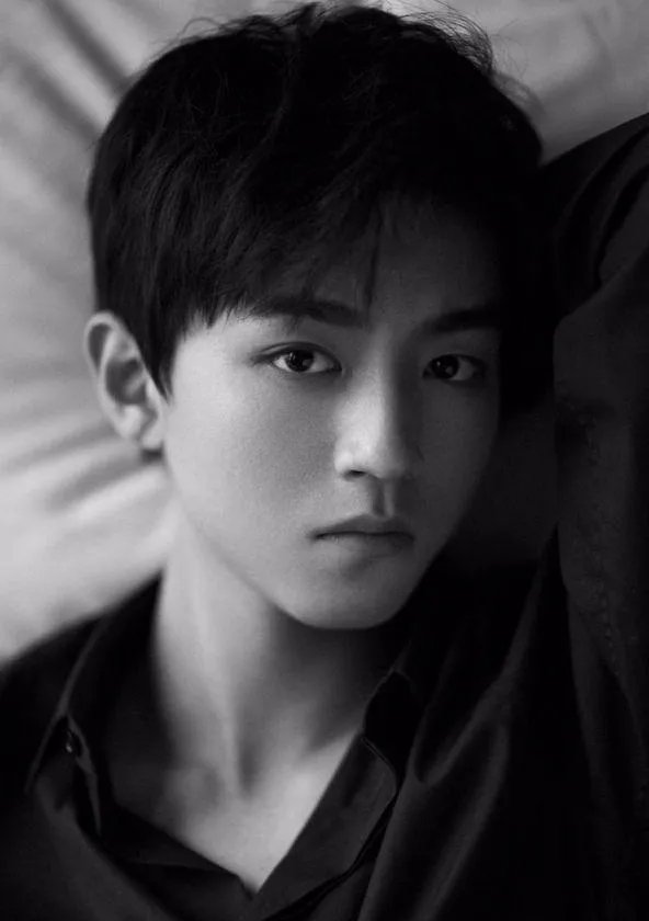 关于王俊凯提问霍金，你怎么看？