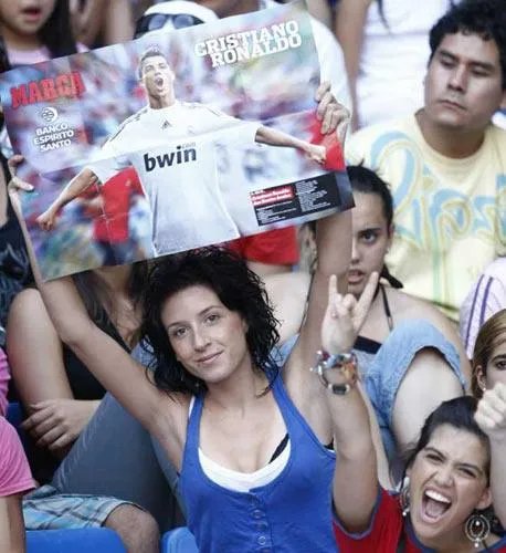 梅西宣布离开巴萨后，很多皇马球迷都说自己是梅西球迷，为什么？