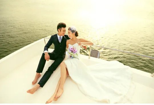 三亚拍婚纱照的地方哪里比较好 三亚比较出名的婚纱摄影