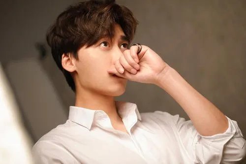 李易峰名誉权案一审胜诉，你觉得造谣者应该付出代价吗？