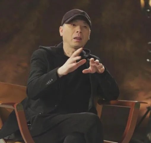 冯小刚批内地影人只想当明星 希望年轻人去好莱坞学习