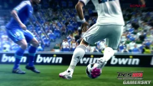 招牌动作难辨真伪 《实况足球2013(Pro Evolution Soccer 2013)》最新预告片