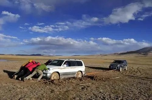 中国十大旅游禁区：谜团至今无法解释！没事千万别去！ 