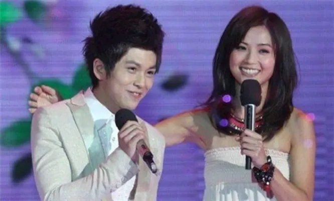 蔡卓妍老公武艺是真是假 为什么说其暗恋阿SA？