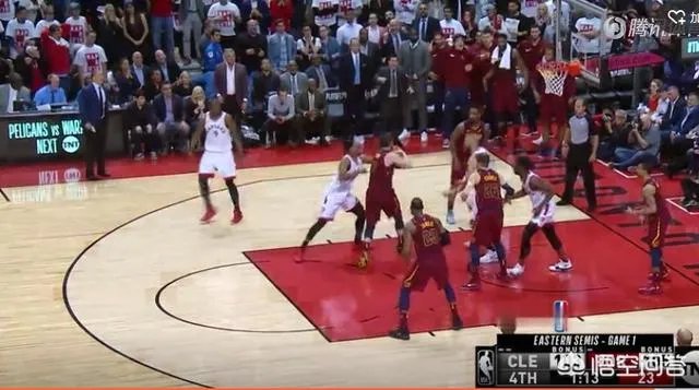 第二轮G1，骑士乐福因肘击德罗赞被追加一级恶意犯规，你怎么看待？